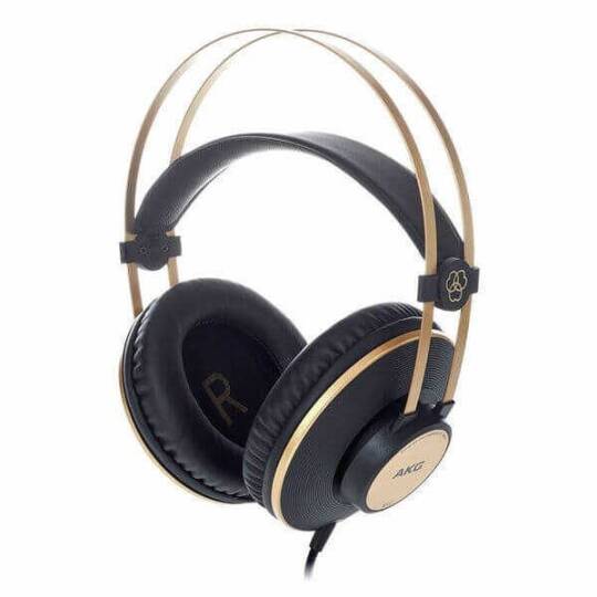 AKG K92 Profesyonel Stereo Stüdyo Kulaklık - 1